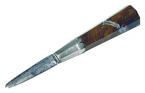 A Jewish izmel used in circumcision