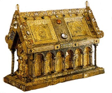 Medieval reliquary